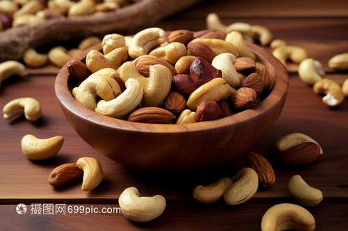 坚果 不只是美味的零食，更是健康的能量来源